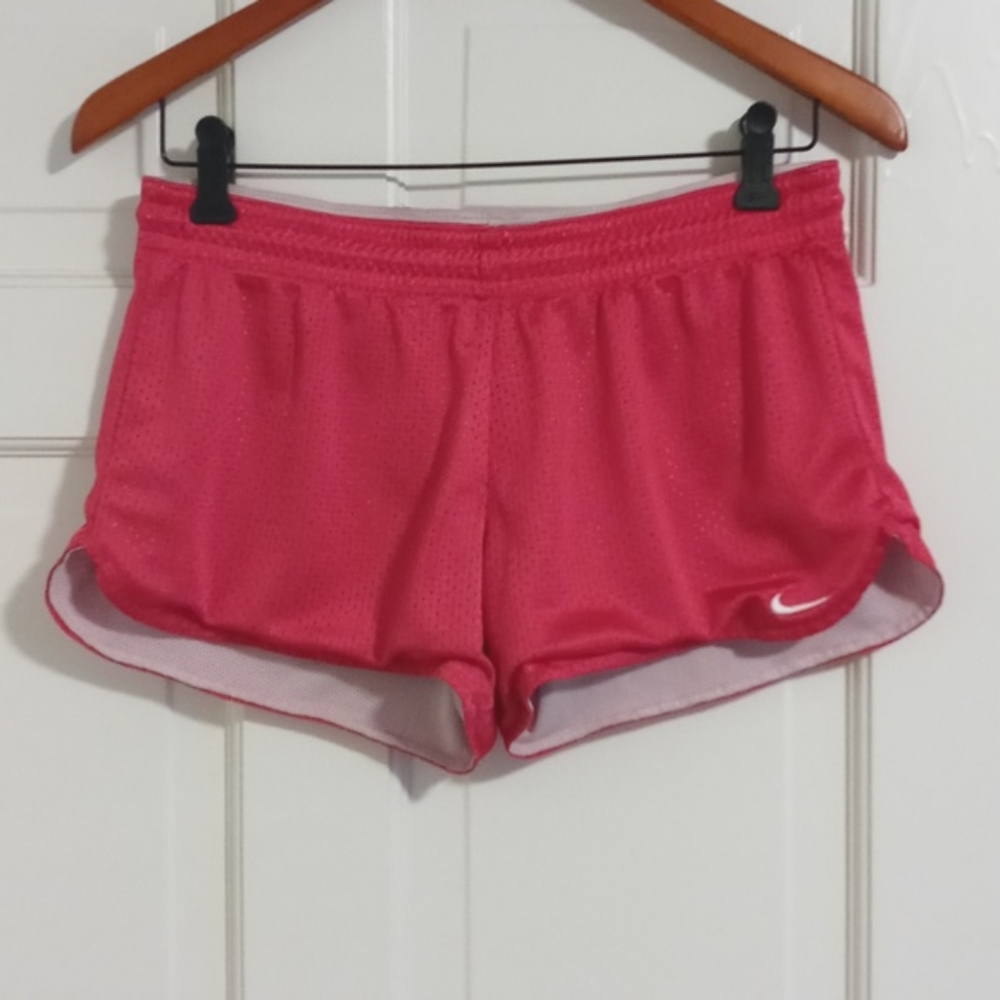 🏃♀️➡️Nike🏃♀️➡️ - Pink 3-Inch Inseam Running Short